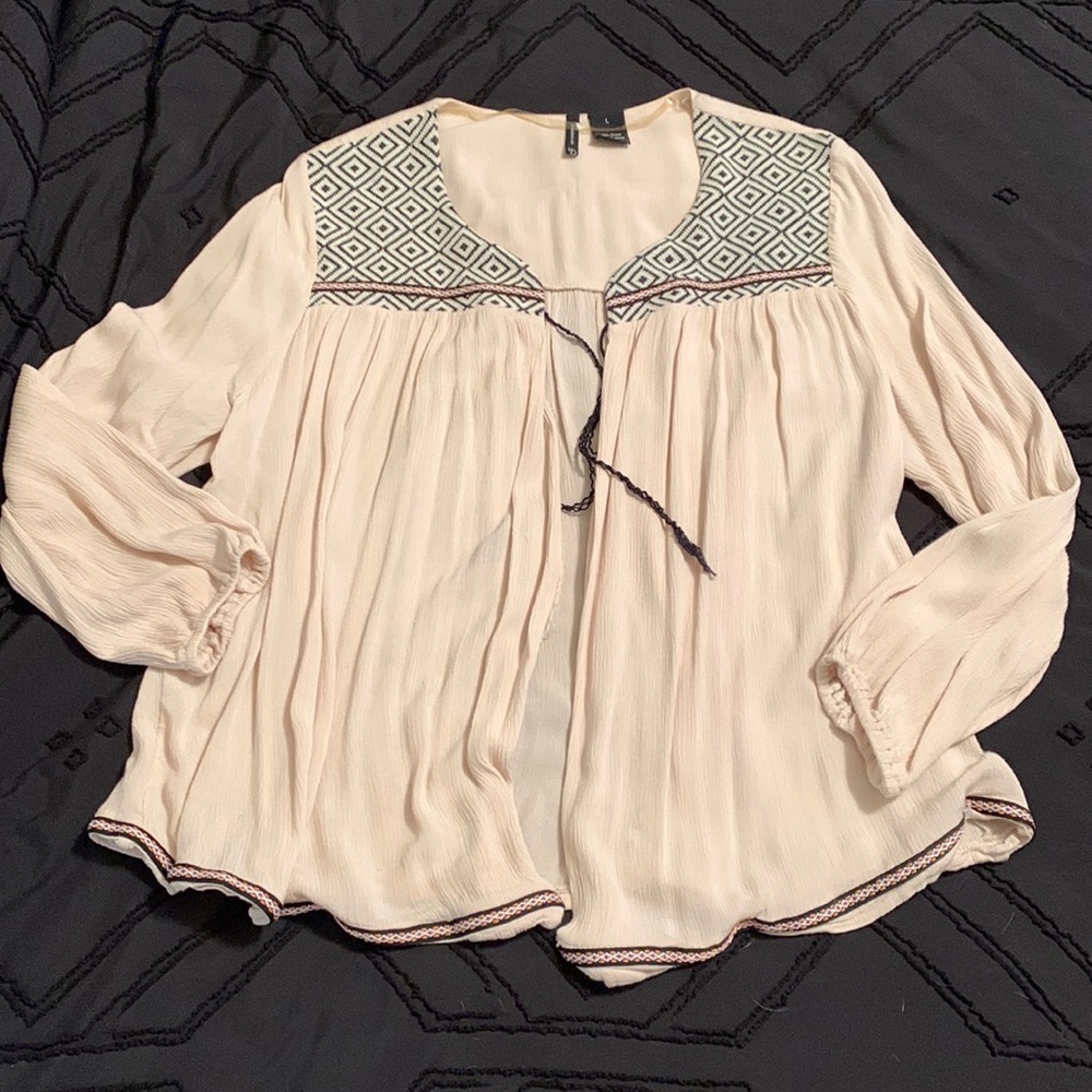 New Directions off white w/ Aztec print cardigan